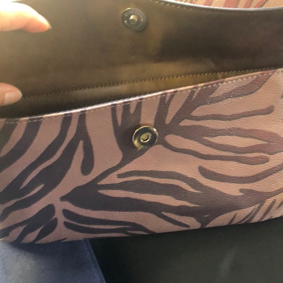 Everyday cross body bag - Picture 7 of 15